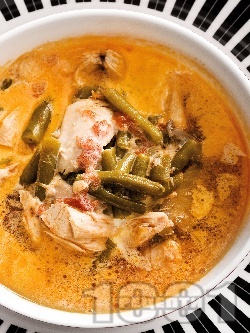Супа от пилешко месо и зелен боб с течна сметана - снимка на рецептата